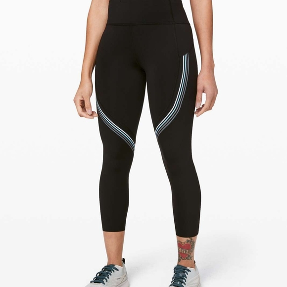 BNWT Lululemon  Speed Limit Crop 23" - Picture 1 of 13